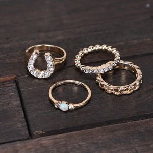 🔥💥🌺 4 Piece Horseshoe Ring Set - Size 9 - NEW WITH TAGS💥🌺🔥
